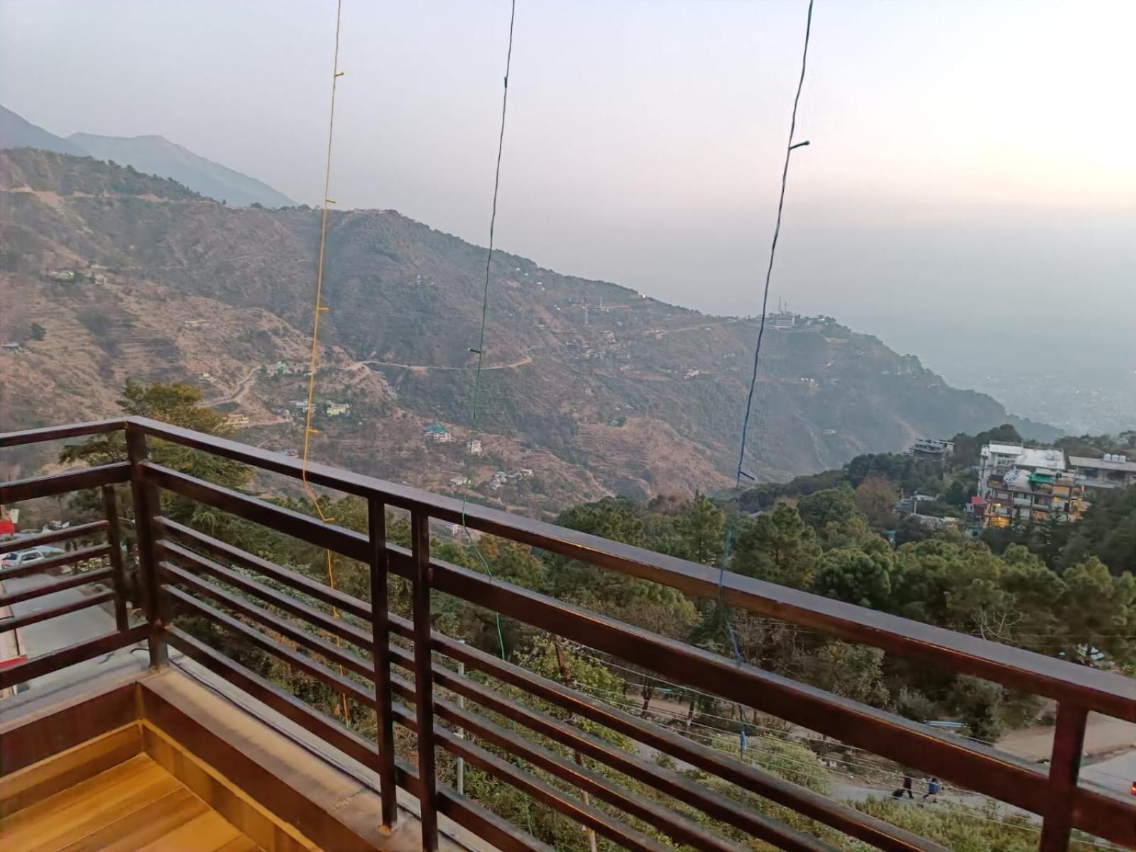 King Castle Mcleodganj-Centrally Heated And Air Cooled- Near Mall Road - Free Parking 达兰萨拉 外观 照片