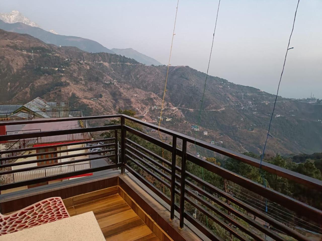 King Castle Mcleodganj-Centrally Heated And Air Cooled- Near Mall Road - Free Parking 达兰萨拉 外观 照片