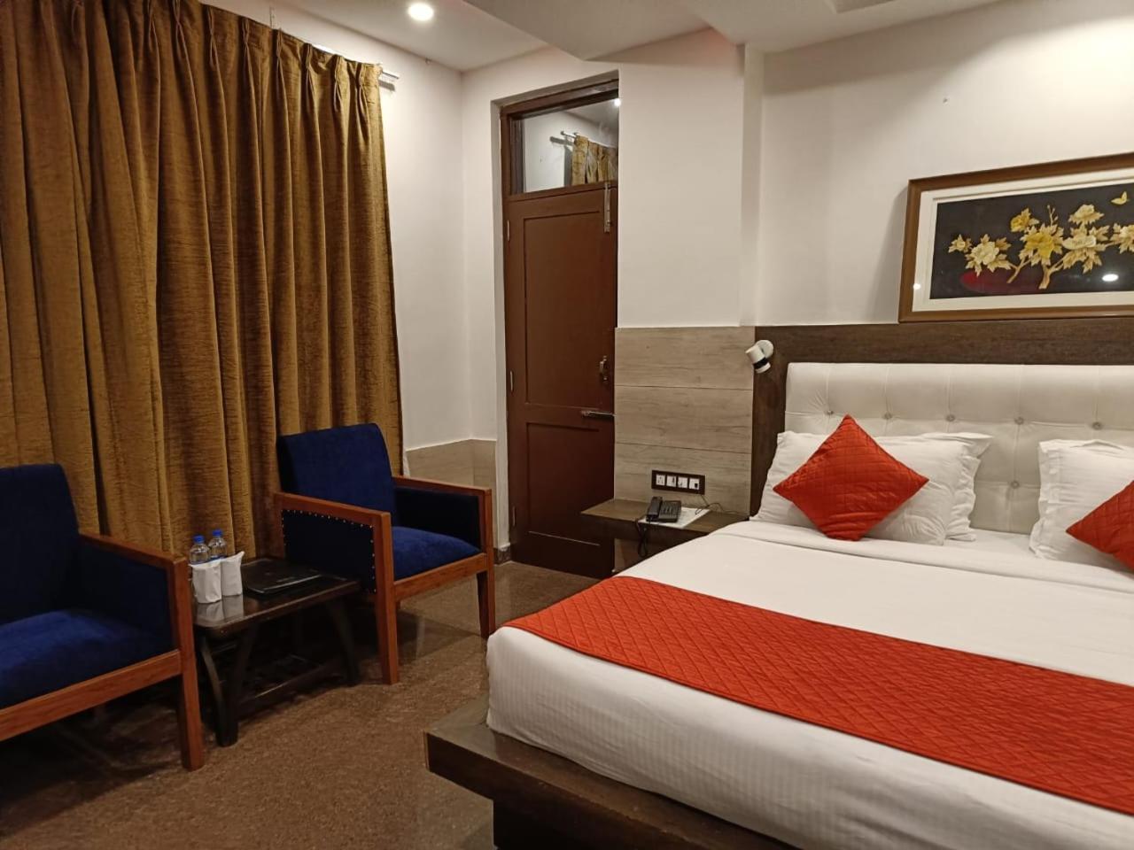 King Castle Mcleodganj-Centrally Heated And Air Cooled- Near Mall Road - Free Parking 达兰萨拉 外观 照片
