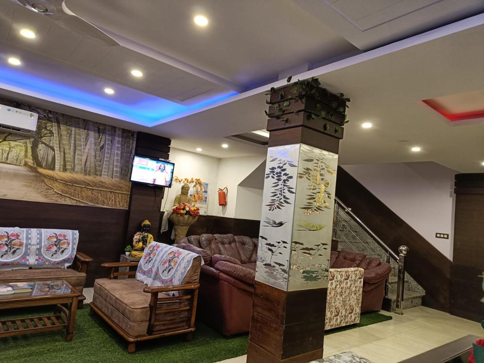 King Castle Mcleodganj-Centrally Heated And Air Cooled- Near Mall Road - Free Parking 达兰萨拉 外观 照片